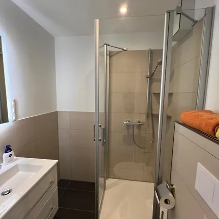 Sea View 公寓 比苏姆